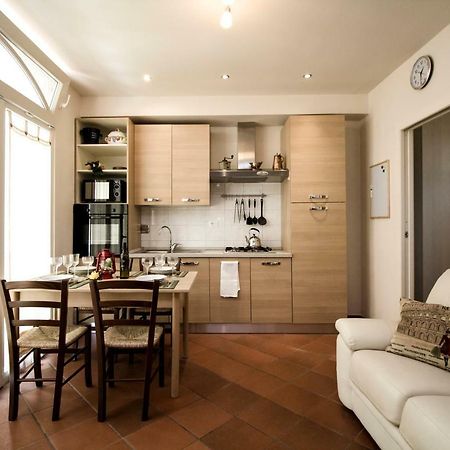 La Torre Holiday House By Tuscanywego Pisa Bagian luar foto