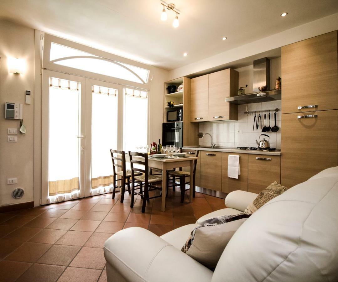 La Torre Holiday House By Tuscanywego Pisa Bagian luar foto